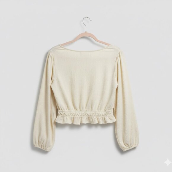 🤍 LUSH Cream Crinkle Texture Crop Top - Balloon Sleeve 🤍 - Picture 2 of 2